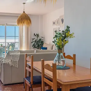 https://apartamento-en-primera-lnea-de-almunecar.es-andalucia.com