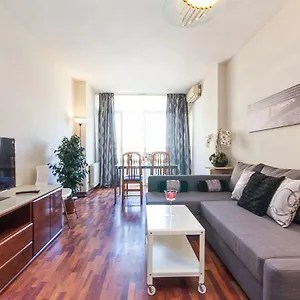 https://central-apartment-your-home.topbarcelonahotels.com